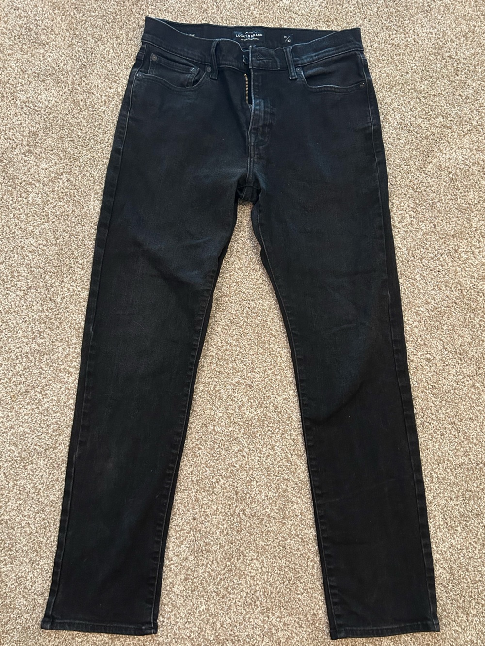 Lucky Brand Men’s Slim Straight Black Jeans